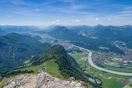 Oesterreich-5 Blick von der Naunspitze nach Westen ins Inntal