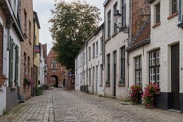 typische Straße in Brügge