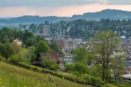 Bodensee-9 Blick auf St. Gallen am Abend