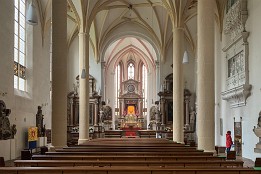 Alpen_Juni_2020-26 In der Stiftskirche