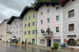 Alpen_Juni_2020-27 historischer Straßenzug Nonntal in Berchtesgaden