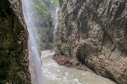 Alpen_Juni_2020-61 Partnachklamm - viel Wasser