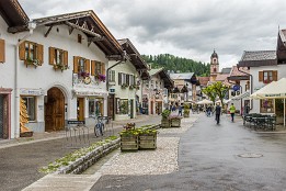 Mittenwald-21 Fußgängerzone von Mittenwald