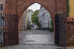 Herbst_2025-32 Blick in die Kleine Burgstraße
