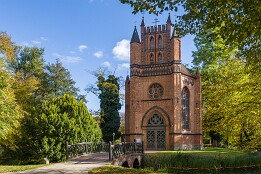 Herbst_2025-4 Katholische Kirche