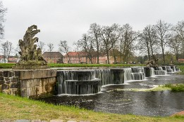 Lenzen-10 Wasserkaskaden auf dem Schlossplatz