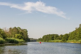 Bild_2009-42 Es war eine lange letzte und warme Etappe. Wir sind kurz vor Rostock.