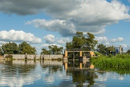 Bild_2015-55 Stangenwehr und Kahnschleuse bei Gülpe