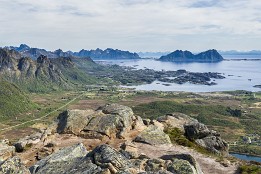 Lofotenreise-118 Der erste Sattel ist erreicht. Der Blick ist hier schon atemberaubend.