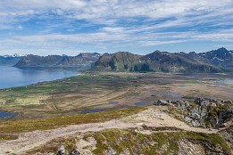 Lofotenreise-125 Blick nach Nordost vom Hoven.
