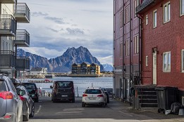 Lofoten_2019-18 Straßenansicht in Svolvær.