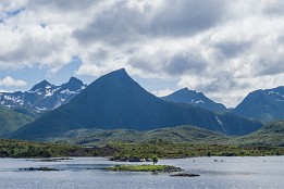 Lofoten_2024-84 unbeannter Berg bei Laukvik