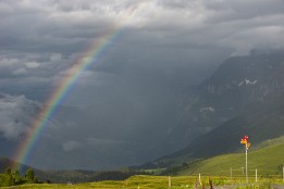 Schweiz_2017_V6-15 Regen über Grindelwald, Sonne im Rücken