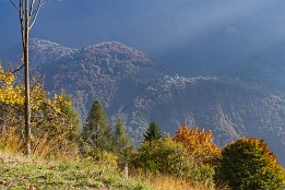 Tessin-34 Blick zur anderen Talseite nach Rasa