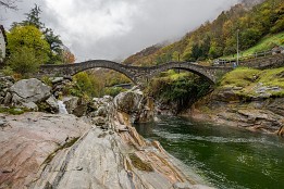 Tessin-53 Römerbrücke bei Lvertezzo