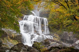 Tessin-54 Wasserfall Valegg del Cansgell